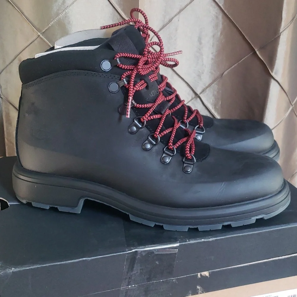 NWT- UGG ‘Biltmore’ Waterproof Leather Hiking Boot